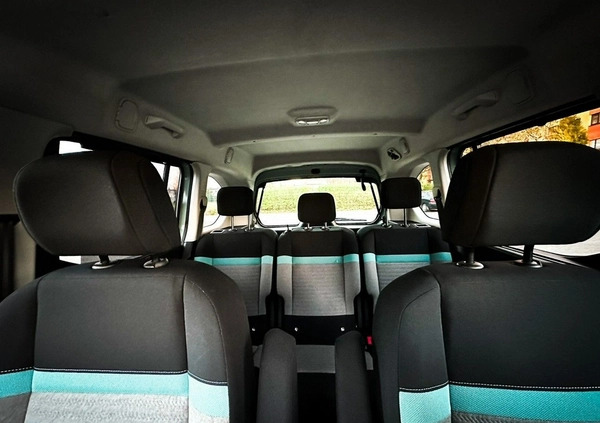 Citroen Berlingo cena 62500 przebieg: 155000, rok produkcji 2018 z Łódź małe 466